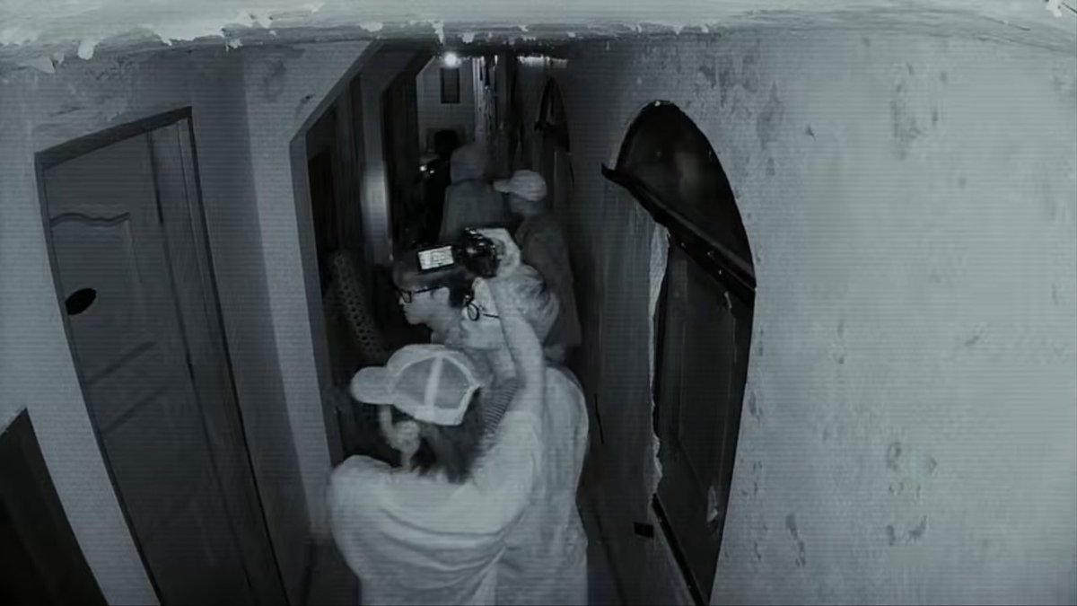 hyunehans's tweet photo. skz summer horror episode? 👀 https://t.co/69HTGprJIT