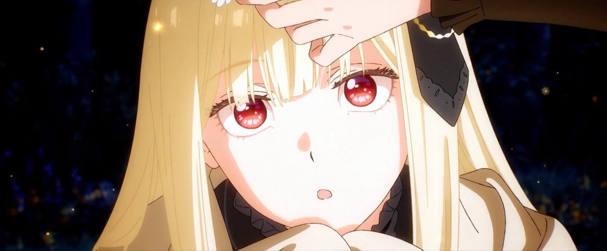 riojaneeer's tweet photo. Vampire lesbian, vampire yuri. I’m pretty sure she’s going to be my next personality. So gorgeous, damn it. UGH LONG LIVE, LESBIANS! 🥹💓 https://t.co/xfKCjLrI1J