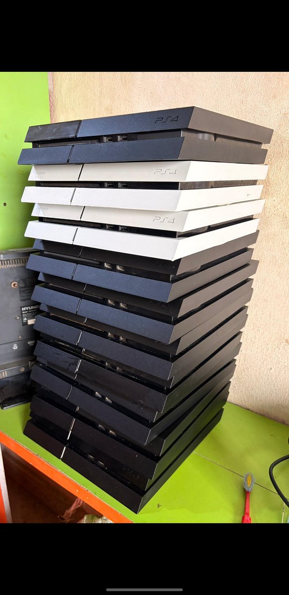thewest4rng33's tweet photo. Follow @thewest4rng33 for more gaming deals and updates.
#GamingNG #PS5 #Xbox #Nintendo #HandheldConsole #H4XXXNGamesH https://t.co/fUVmf36nu6