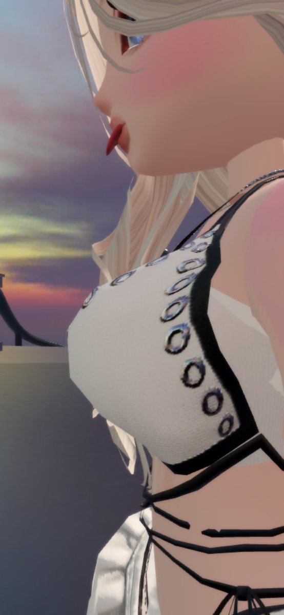 maybebiteu's tweet photo. cowpku di roblox disuruh foto berdua malah foto tete anjj😭 https://t.co/Do0n0yuLUz