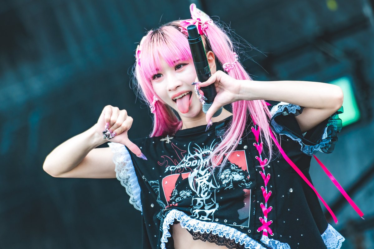 TA_NO__'s tweet photo. 2026.07.04
『超NATSUZOME2026』
@ 海浜幕張公演Gブロック特設会場
初めてのシュレ犬㌠撮影📸
かっこよくてたくさん撮りました🙌✨
#超NATSUZOME2026 #シュレ犬 #ICHI https://t.co/6XX5HZ28w2