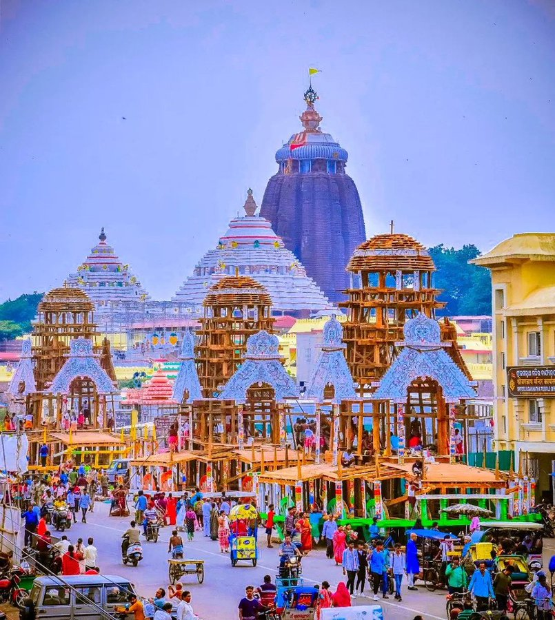 sonu_tomar07's tweet photo. 🙏✨ जय जगन्नाथ! 🚩

प्रभु जगन्नाथ की असीम कृपा आप और आपके परिवार पर सदैव बनी रहे। सुख, शांति, समृद्धि और उत्तम स्वास्थ्य का आशीर्वाद मिले। ❤️

जय जगन्नाथ, पुरी! 🙌🛕

#JaiJagannath #JagannathPuri https://t.co/LSo0IA1Bkf