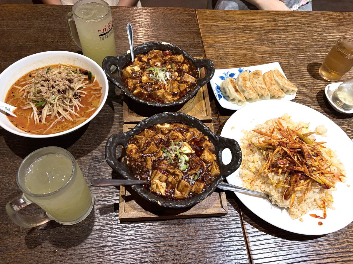 luvmix_DDR's tweet photo. 踏んで消費したカロリーを復活させるスタイル_(:3｣ ∠)_ 

最近飲み写メしか上げてなくて何の人か分からなくなってきたw https://t.co/tB6Pm8lbPs