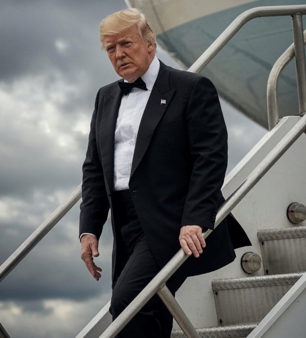 Sophiasolution's tweet photo. Do you believe that President Donald Trump is Making America Great Again?

A. YES 
B. NO https://t.co/Smd4zSqIBy
