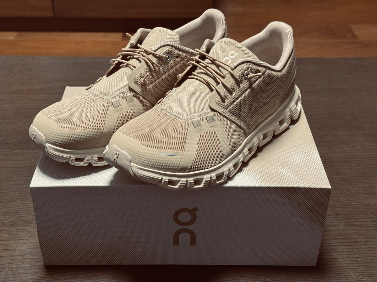 ryo1791's tweet photo. 👟onデビュー✨
#cloud6 https://t.co/hydg8BIJQ6