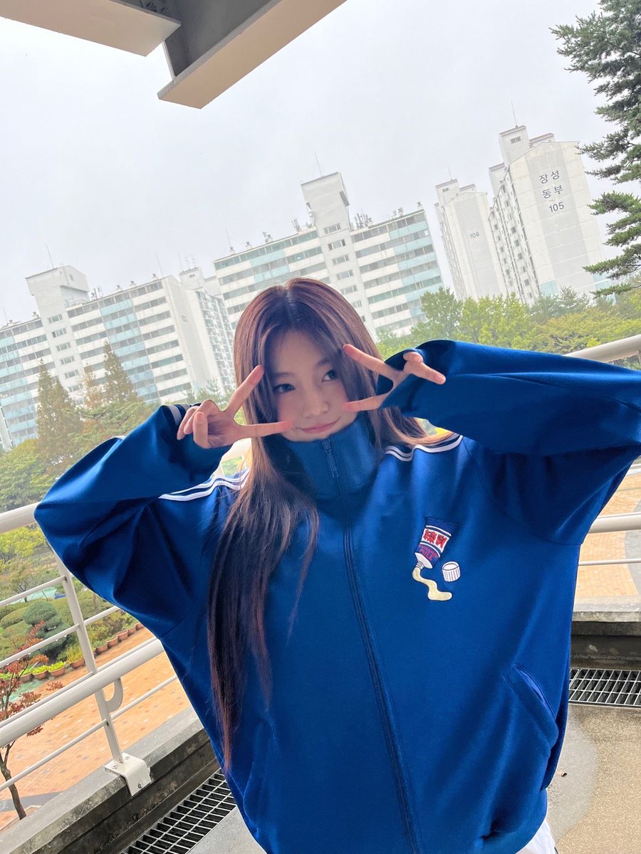 kiralvsidntt's tweet photo. 5th gen gg - bias list
bdc: kumi 
illit: moka 
babymonster: asa
kilikiii: kya🫶🏼
izna: sarang
odd youth: 
meovv: ella 
h2h: a-na🫶🏼🫶🏼
young posse:
rescene: liv
kiss of life: haneul
ifeye: kasia🫶🏼
unis: nana🫶🏼
say my name: 
atheart: 
h1-key: 
keyveatz: https://t.co/sPNMX05BCW