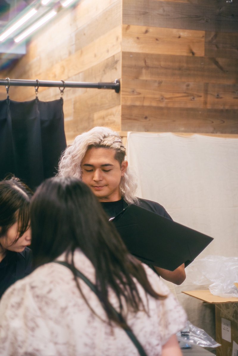 ari_iroguro's tweet photo. DAI2GROUP POP-UP STORE

#だいにぐるーぷ 
#1年間逃亡生活 
#全国指名手配旅
#aricamera_dai2 https://t.co/r7Ak7trITR