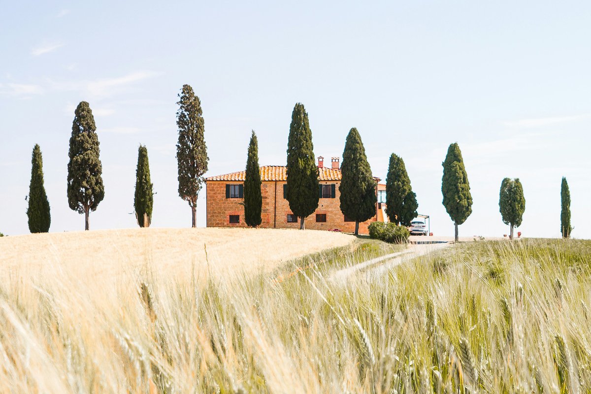 theguide_uk's tweet photo. PL RT Win a £100 voucher to put towards a To Tuscany holiday, plus a luxury hamper from Fattoria La Vialla to enjoy at home, worth £50 #win #giveaway #competition #tuscany https://t.co/l3F9ZflRkp https://t.co/7gBo3G4V79