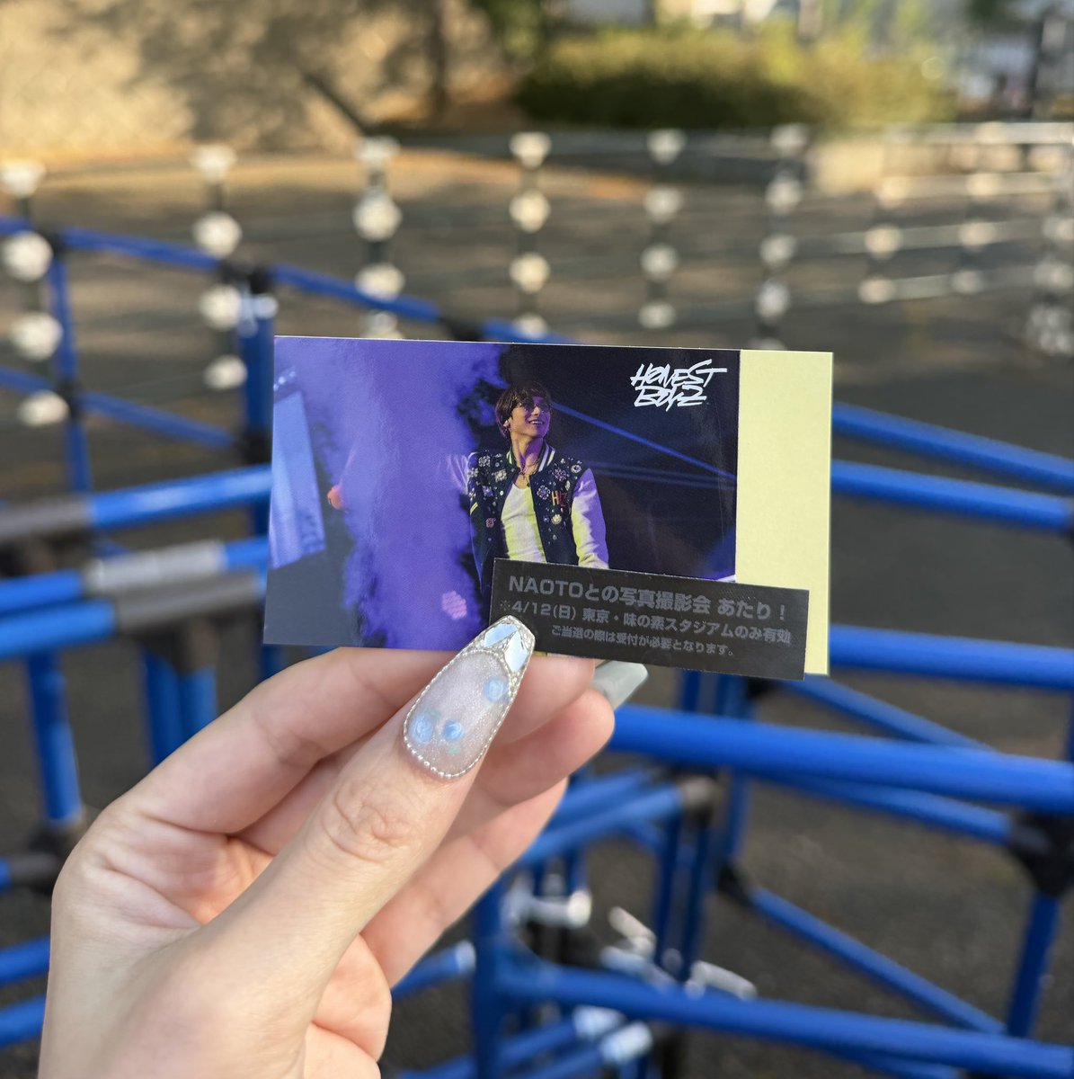 _mqe__'s tweet photo. 時差投稿✏️⋆✦ 4.12 味の素🏟🧡

ソロツで念願、初ツーショを飾れた2ヶ月後に📸
2回目がこんなに早く叶うとは思わなかった夢心地のひとときでした( ᴖ ̫ᴖ )♩ミラクルすぎた🙌🏻
仲良しの子とも一緒にバクステ入ることができて、更に嬉しい日だったなあ🥹🧡🧡

#JSBFOREVERONE
#NAOTO https://t.co/Fo1hdrOJIO