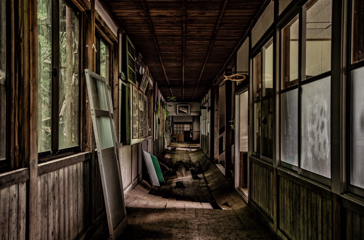 alcedo_urbex's tweet photo. 廃校
#廃墟 #ruins #urbex #abandoned https://t.co/QmhUsZG2gv