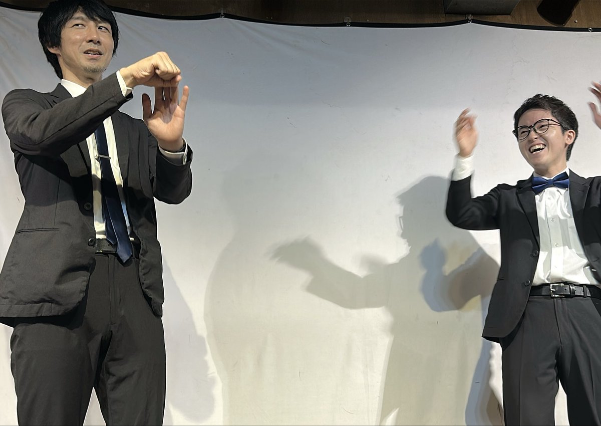rubedo_redness's tweet photo. ラスタ昼寄席②③

久々のライブだったので今夜も星が綺麗の漫才もコントも、オクムラさんのツギクルのネタもまたおもしろ進化していてすごい！決勝の仕上がりが楽しみ🌟　
激漫もしば��く行けてなかったので、魂ずのネタも初見でツボでした🤣 https://t.co/KEG9H2ZMks