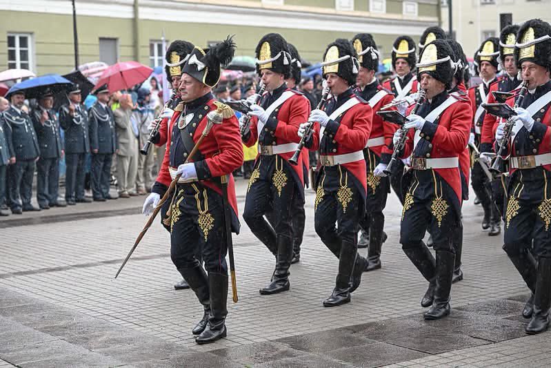 Lithuanian_MoD's tweet photo. Today Lithuania celebrates Statehood Day – the Coronation of King Mindaugas. Statehood is our daily responsibility. Together we strengthen freedom, security and unity. Happy National Day! 🇱🇹
#6July https://t.co/ZpxvcVtMnz