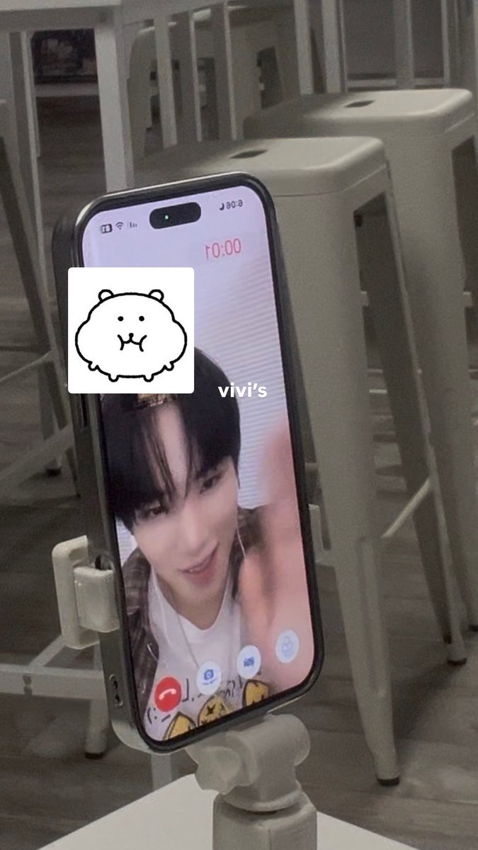 kyfront's tweet photo. oh my siyun i fumbled so bad but i love you so dearly 🥹🫳🏻🖤

#AMPERSANDONE #SIYUN #앰퍼샌드원 #시윤 https://t.co/eoJ8uAEzOL