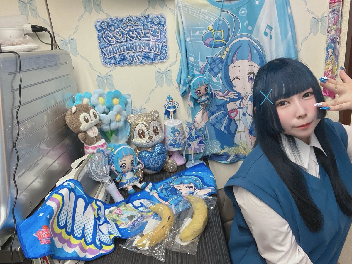 munimuni_x_x's tweet photo. 今年はオーダーメイドで
はなみぃちゃんの飾りボトルを開けました🍾

とってもかわいいキラキラのはなみぃちゃん🌸
ななちゃん何が嬉しいかなって考えた結果
世界に一つだけのはなみぃちゃんになりました

皆様ご協��ありがとうございました🎼
#蒼風なな誕生祭2026
#キュアウインク誕生祭2026 https://t.co/vAEpSQcTZF