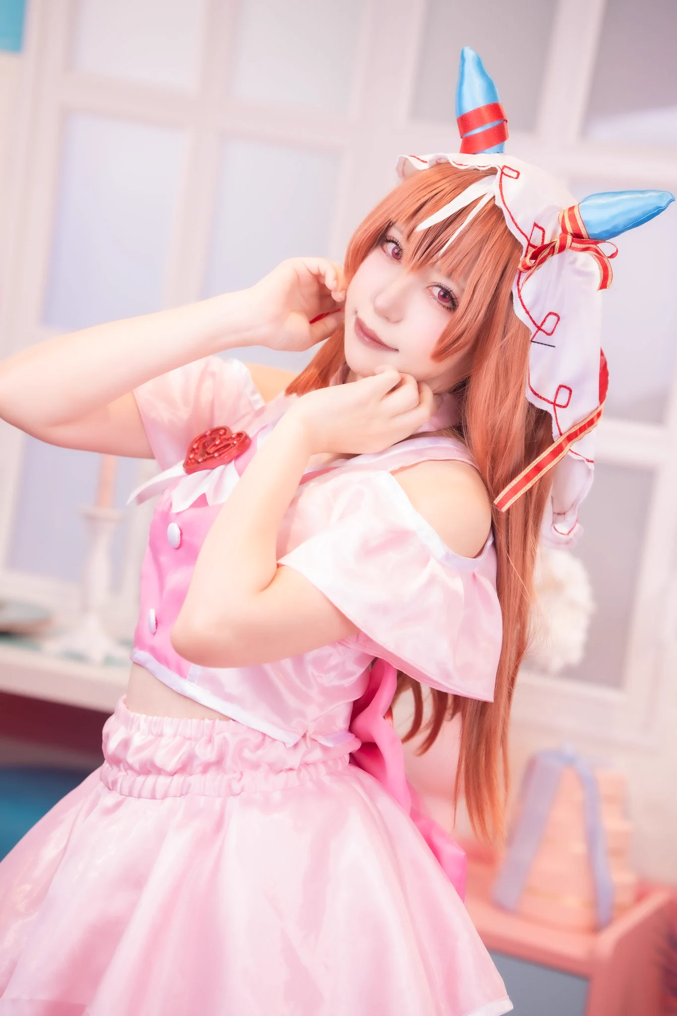 アメリカのAnime Expoで筋肉質ウマ娘コスプレが大盛況
