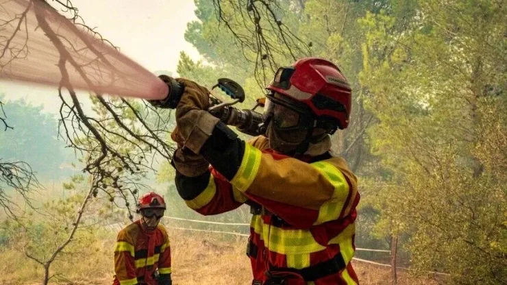 Fransa'da Sıcak Hava Dalgaları Kırmızı Alarm Seviyesine Yükseldi