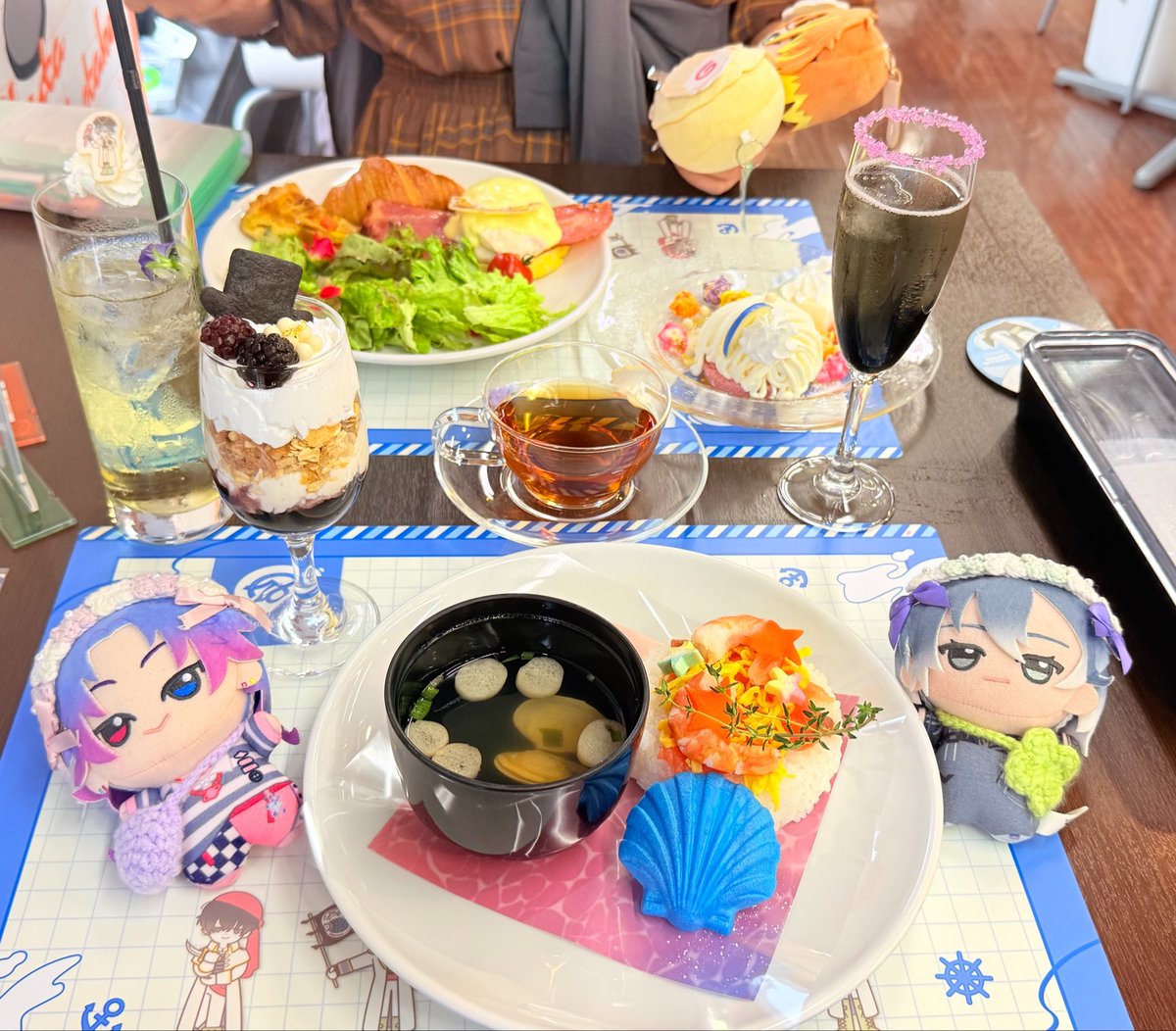 ren_net_00's tweet photo. アニカフェ行ってきた！
たっのしかったー！！！
子タろを交換してくださった名も知らぬ優しきお姉さん方ありがとう……♡ https://t.co/sMvhbPkInq