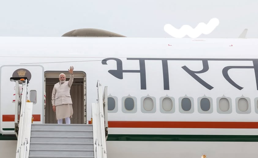 LadakhTribune's tweet photo. PM Modi Sets Off on Three-Nation Tour, Highlights Goal of Boosting Economic Collaboration https://t.co/O088CwXxNf
#narendramodi #PMModi #threenationtour https://t.co/g4TnjxHfY4