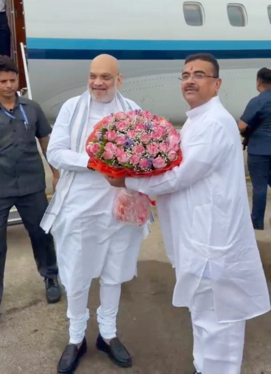 SuvenduWB's tweet photo. Extended a warm and hearty welcome to the Hon'ble Union Home Minister; Shri @AmitShah Ji, upon his arrival at the Netaji Subhas Chandra Bose International Airport in Kolkata today.
Hon'ble Union Home Minister has arrived in the holy land of West Bengal to take part in the commemorative events celebrating the 125th Birth Anniversary of the great nationalist, visionary and founder of the Bharatiya Jana Sangh; Dr. Shyama Prasad Mukherjee.
Dr. Mukherjee’s supreme sacrifice for a united India and his indelible contribution to our nation remain an eternal source of inspiration for us all. It is a profound privilege to have the Hon'ble Home Minister Ji with us to honour this monumental legacy.