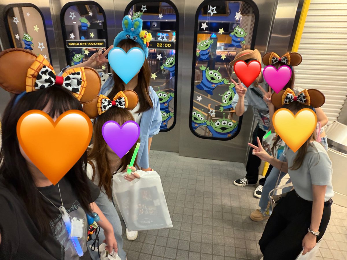__31uiui's tweet photo. 滅多に経験できん時間を過ごせていっぱいファンサもしてもらって3日前やのにまだ余韻がすごい😭😭
ちなみにトイストーリー5爆泣き😭 https://t.co/kPyXaNDUBA