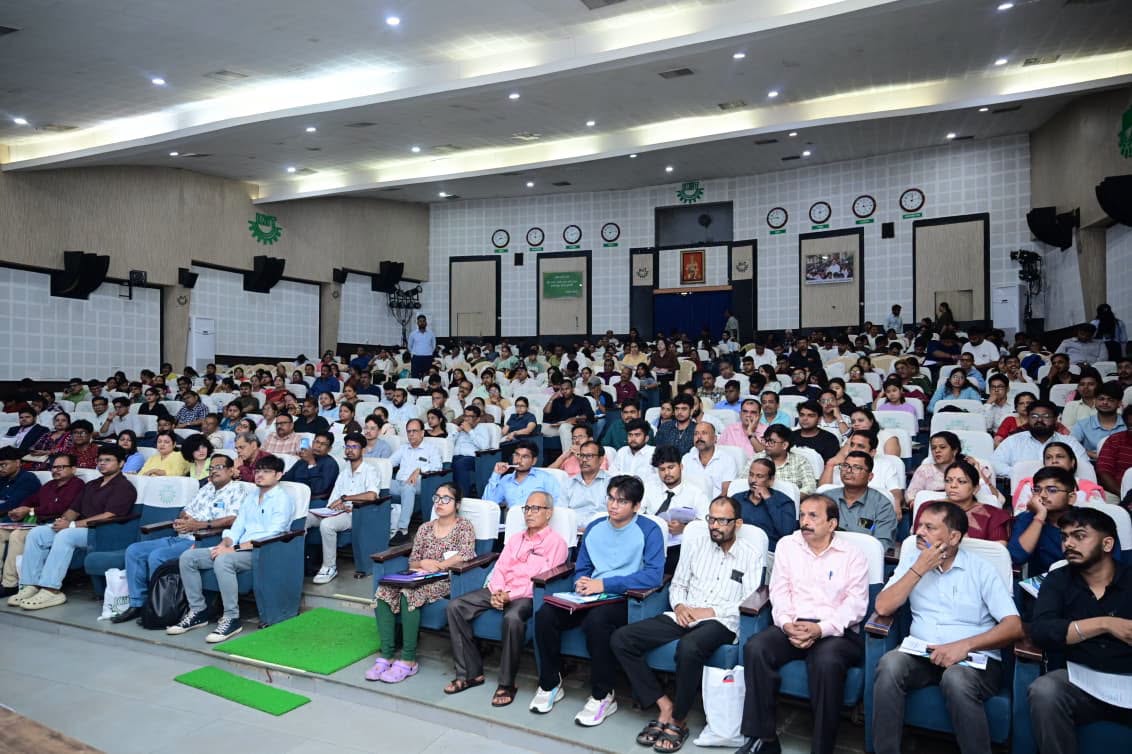 ksombbsr's tweet photo. KIIT School of Management welcomed the MBA 2026 batch to its campus on July 6, 2026, with a formal induction program designed to introduce students and their parents to the institution.

The day began with registration and reporting, followed by an interactive session where parents engaged with the Director and Dean of KSOM. A guided campus tour provided families with a glimpse of KSOM's vibrant learning environment. The program concluded with Mentor–Mentee Meetings, which allowed students and their parents to connect personally with their faculty mentors.

#ksombbsr #MBA #Batch2026 #kiit