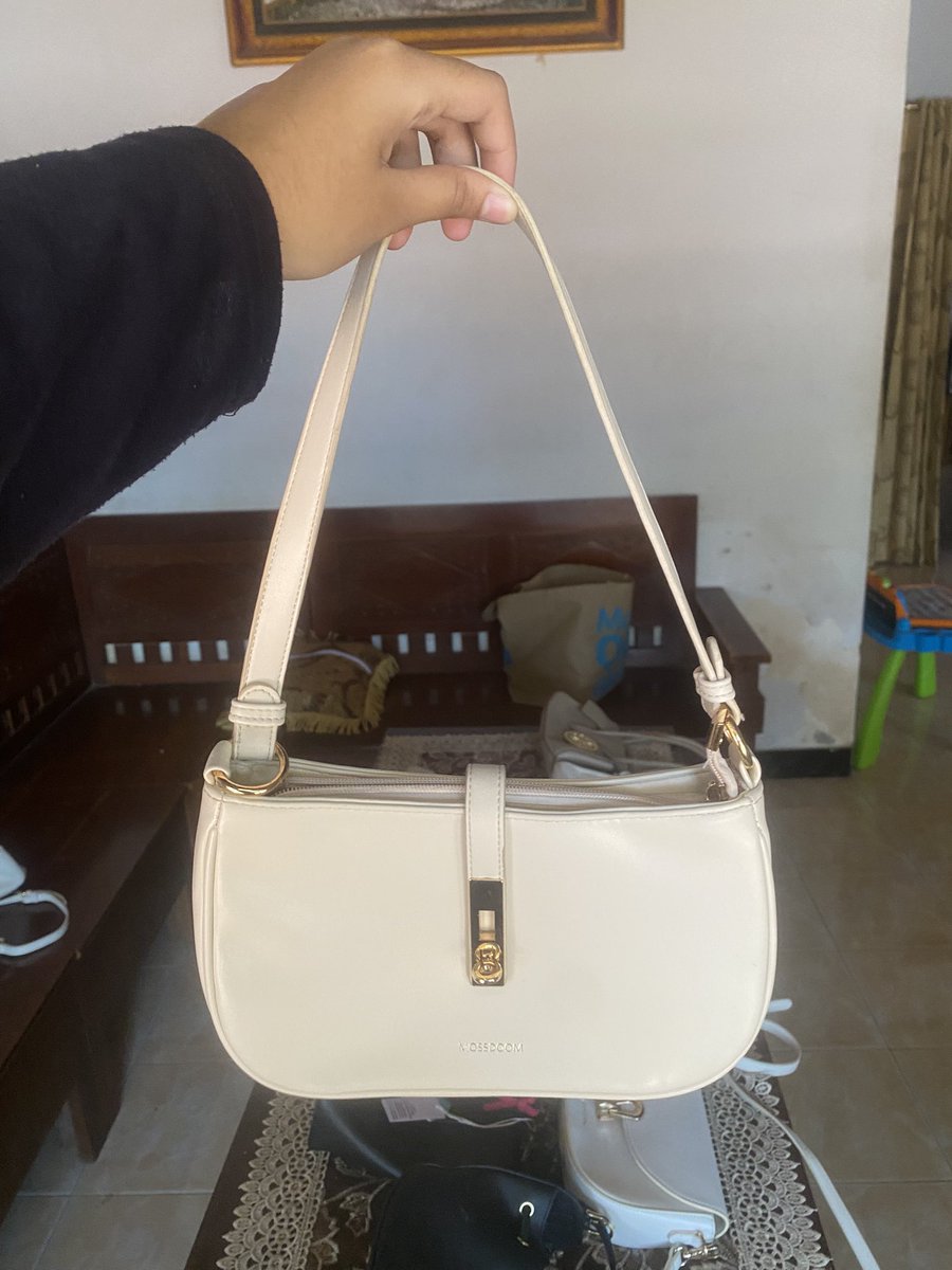 ryehalflight's tweet photo. want to sell jual tas bag mossdom new dan preloved like new

75K

bisa 🍊
https://t.co/IG7FC02ide https://t.co/pZJPVSM8DU