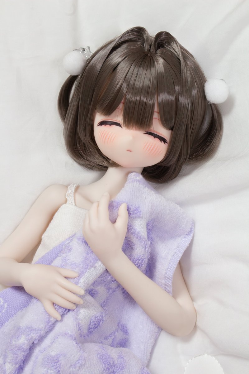luha_doll's tweet photo. こんにちは、初めてオークションで子どもの家を探しています！ 何卒、よろしくお願いします😴🩷 

⏰️終了時間:7月12日（日）22:11

* imomodoll empty カスタムヘッド
* セット済みウィッグ
https://t.co/rFnnsQK43M https://t.co/rwI8Ej84RX