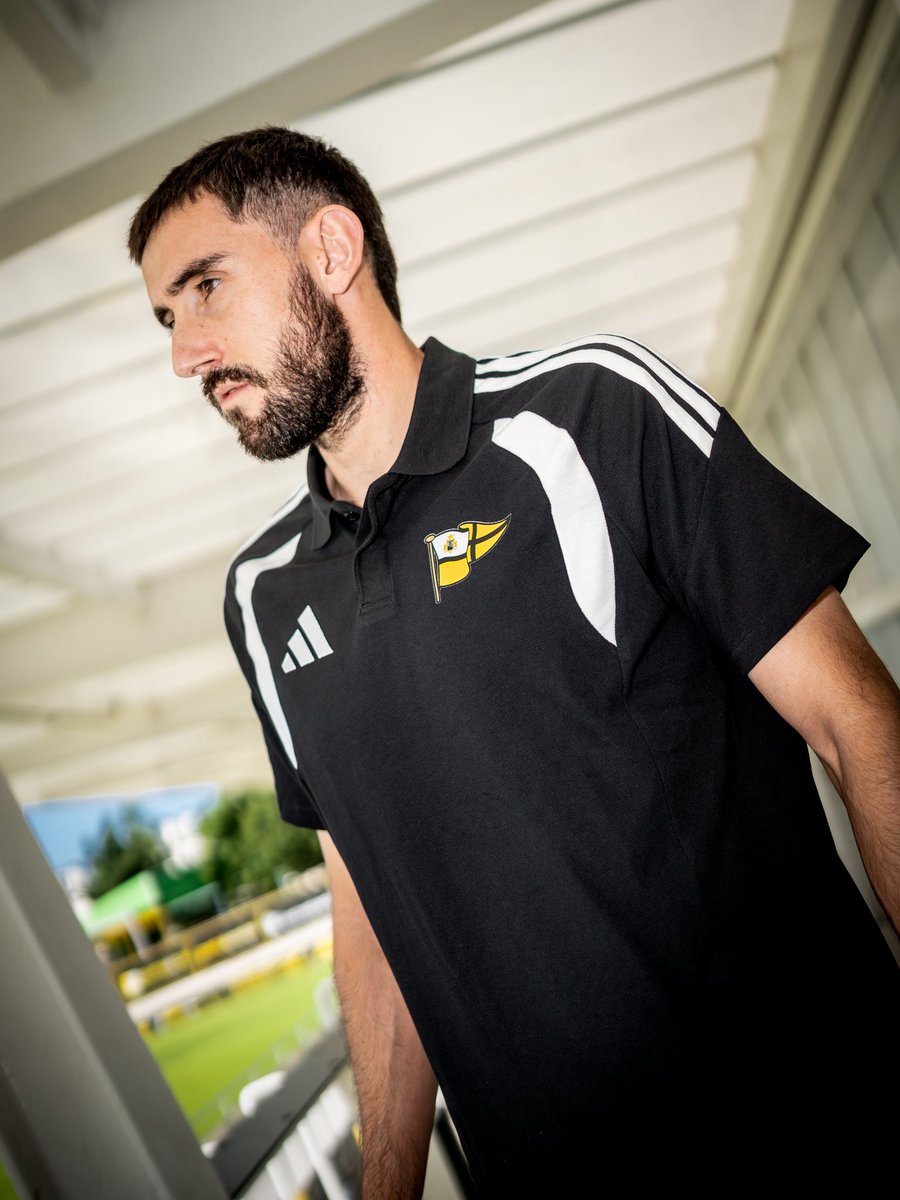 clubportugalete's tweet photo. El Portu también se lleva fuera de La Florida.

Ven a conocer la nueva línea de ropa del club:

⏰ Tienda oficial, durante julio: lunes a viernes de 11:30 a 13:30
⏰ personalizaT: lunes a viernes de 10:00 a 13:30 y de 17:00 a 20:00

#aupaPORTU 💛🖤 https://t.co/awqUNMhEVb