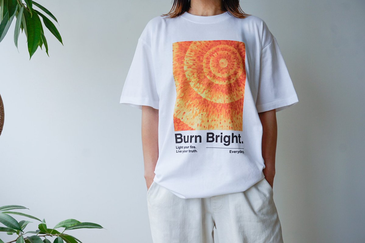 taiyono_oto's tweet photo. 🚚 7/8(水)までのご注文で、 イベント前にご自宅へお届け！

🌞生きてて良かったTシャツ

生きててよかった❤️‍🔥
そんな一日になることを願って名付けました。
ぜひこのTシャツを着て
最高の夏の一日を、一緒にかみしめよう！

▼ご購入はこちら
https://t.co/uKWEZhlICV https://t.co/2DgxOYX0yN