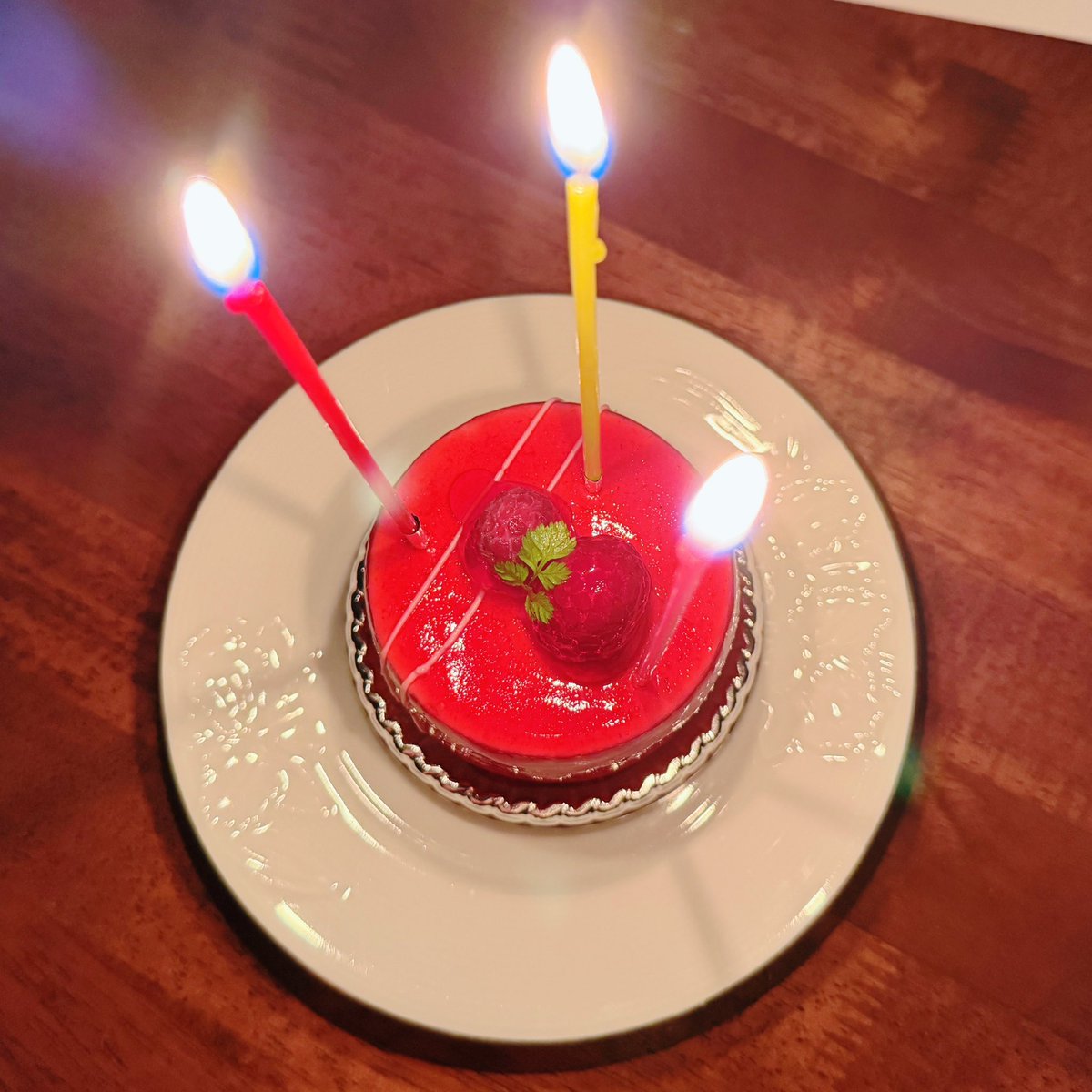 Kandea9434's tweet photo. 誕生日でした🎂節目〜〜✌️ https://t.co/zEjycpNHFH