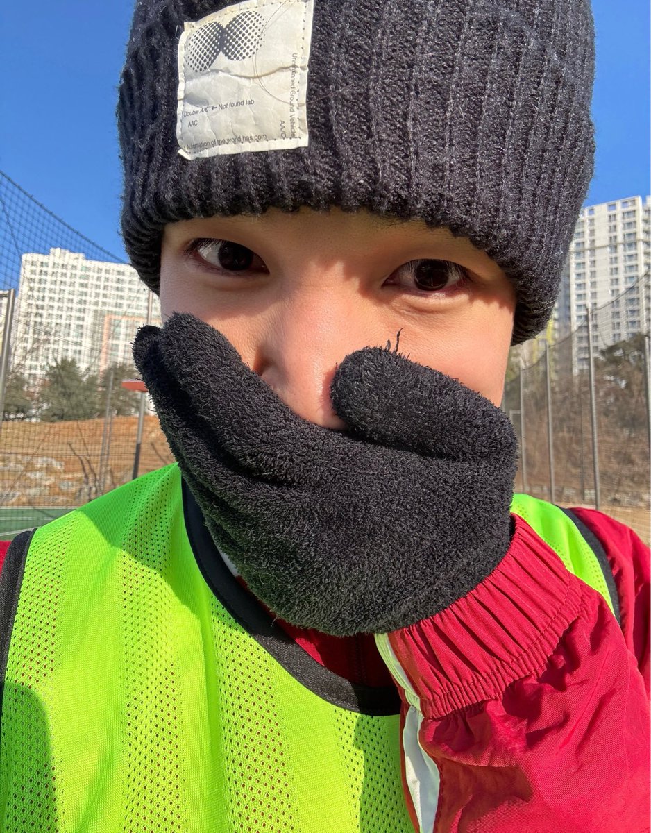 beomsoli22's tweet photo. 어떡해… https://t.co/CCyvzAbcBc