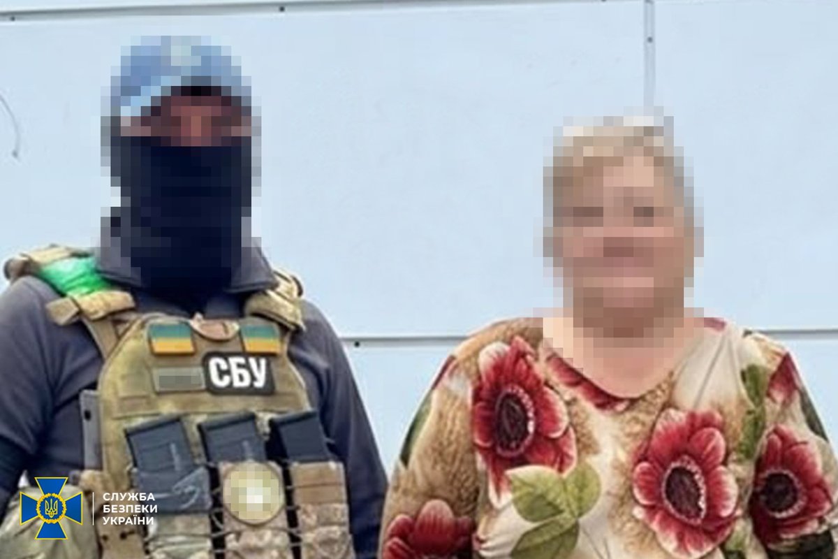 ServiceSsu's tweet photo. СБУ затримала агентів фсб, які коригували ворожі атаки по одній із ключових ТЕС Дніпропетровщини

➡️ https://t.co/iTmEVuuBhL https://t.co/lo5jdmv2he