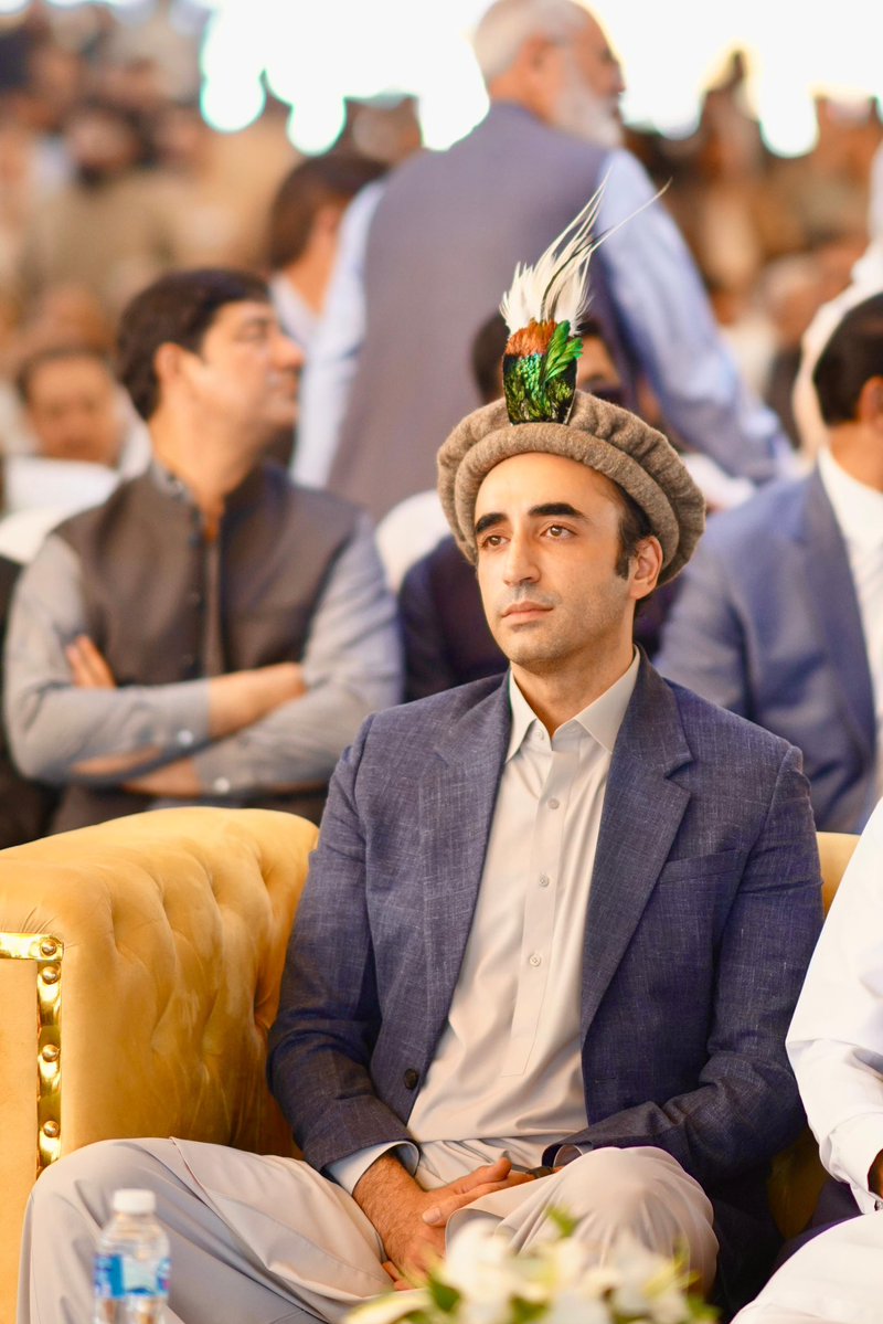MediaCellPPP's tweet photo. چیئرمین پاکستان پیپلز پارٹی بلاول بھٹو زرداری کی نومنتخب وزیراعلی گلگت بلتستان کی تقریب حلف برداری میں شرکت
@BBhuttoZardari https://t.co/Spnf1cBhPC