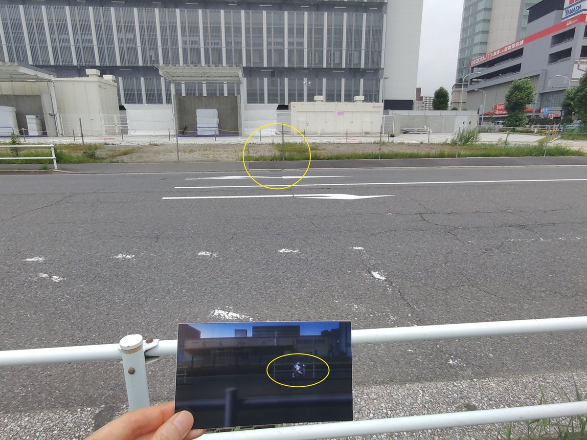 nakatsu_river2's tweet photo. FS後編で宗介が遙をピックアップした場所に行って来たよ。
奥のビル工事が終わっていました。歩道脇の空地はそのままだったので雰囲気は変わっていなくて良かった。
ただし遙がしゃがみ込んだ脇にあったガードレールは撤去されていました。 https://t.co/b6p9pUJOj3