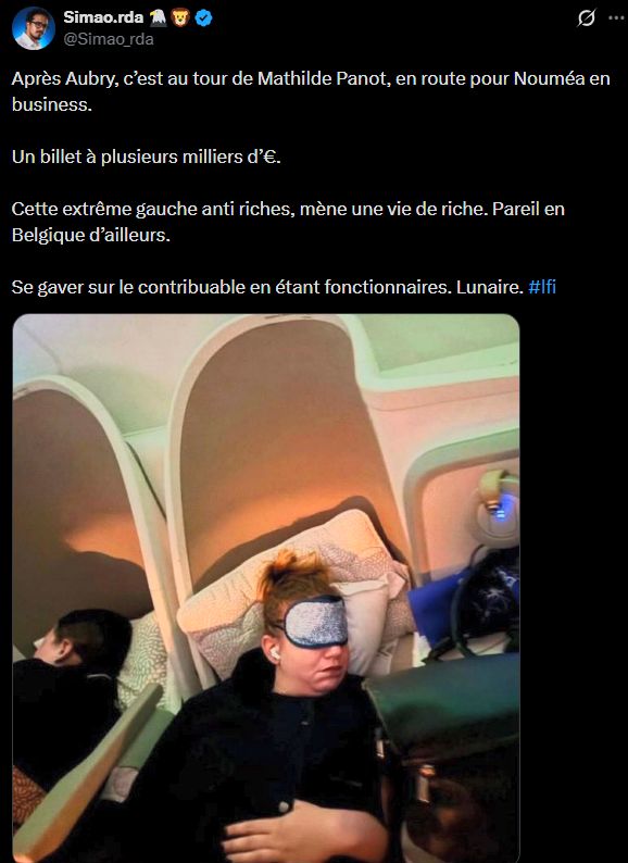 regelegorila's tweet photo. Y'a un truc que je ne comprends pas avec les droitards : ils veulent que les personnes les plus influentes, importantes et qui bossent quasiment non-stop d'un pays se déplacent en classe éco alors qu'elles voyagent pour le travail ? 

Si y'a bien des gens qui doivent être reposés, la tête la plus claire possible c'est bien des députés de la nation ou de l'Union.

Jamais la gauche va critiquer quelqu'un de droite qui prend une classe business, on critique plutôt les banquets royaux et les caprices mais la classe business ou un chauffeur  c'est genre un bon investissement : la personne peut se reposer, travailler etc ... niveau productivité c'est carrément rentable si on garde juste ce point de vue.

Après bon, ils s'en prennent aussi qu'aux femmes hein