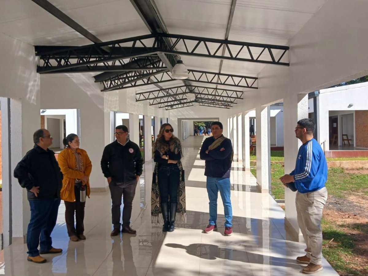 fcv_una's tweet photo. AUTORIDADES DE LA FCV UNA ENCABEZARON JORNADAS DE GOBIERNO Y DIÁLOGO CON LA COMUNIDAD ACADÉMICA EN SAN ESTANISLAO  Y CONCEPCIÓN
Nota completa: https://t.co/TwaoNiSWeq
#SomosDeLaUNA #SomosVete #FCVUNA https://t.co/6RPeUxsjyf