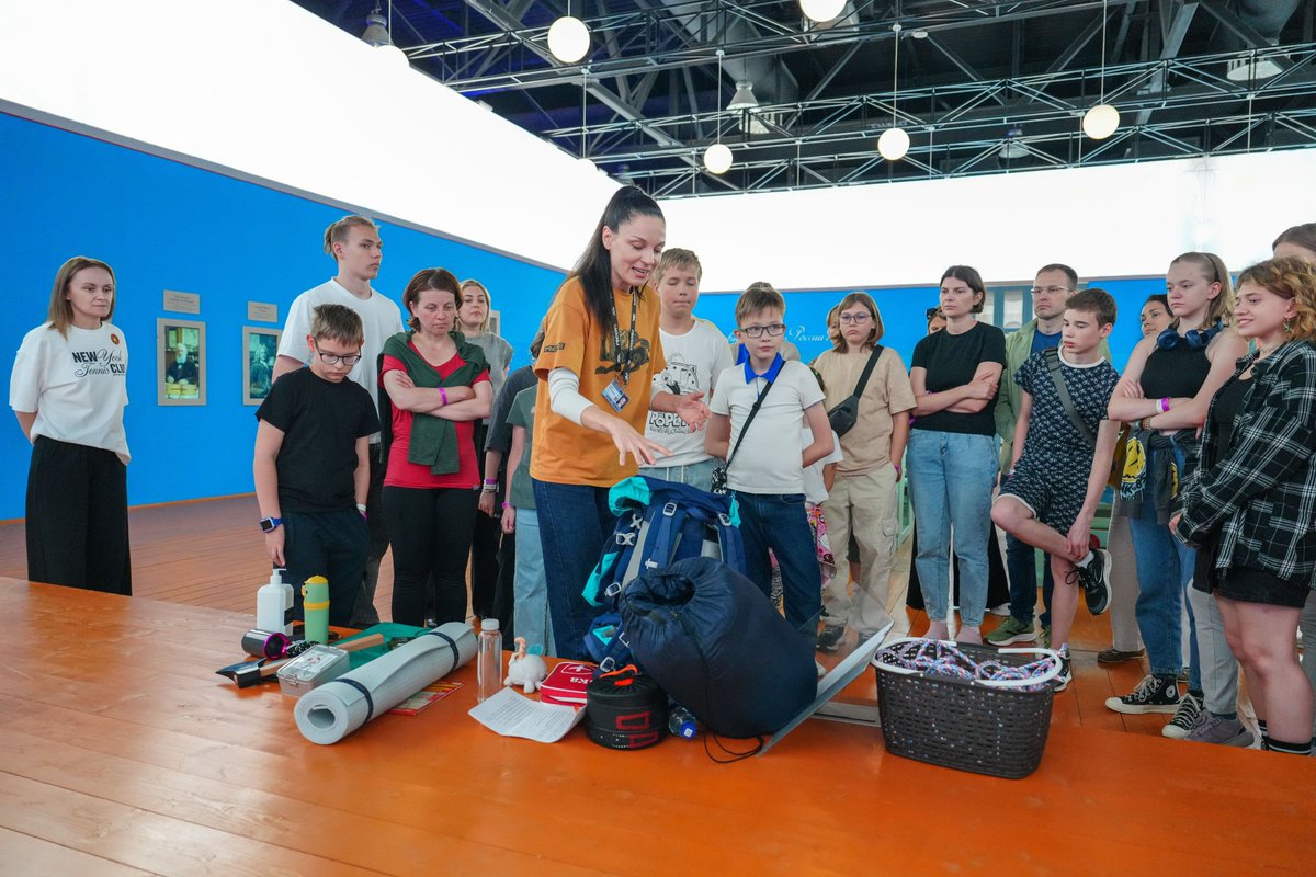 gowithRussia's tweet photo. 🧭 The "Lessons of Geography" Exhibition Concludes Its Series of Masterclasses

A compass won't run out of battery like a smartphone — so it will never let you down. Guests at the National Centre RUSSIA worked with real camping equipment, tied climbing knots and learned how to administer first aid.

💬 "I brought my granddaughter and told her: you never know what might happen in life, and maybe you'll remember something from this masterclass", said Natalya from Moscow.

The exhibition is open until 9 July. Admission is free.

Read more on the National Centre RUSSIA website: https://t.co/Ak4PLQzDdp

#gowithRussia #Russia #Geography #Education #Exhibition