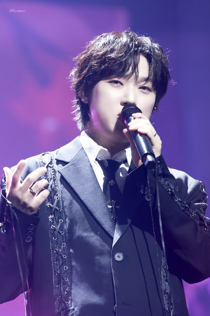 mer_fore's tweet photo. 260705 [THE LEGACY: SYMPHONY] In Busan 일요일

𝔹𝕖𝕒𝕦𝕥𝕪 ꕤ*.°

#Forestella
#포레스텔라
#강형호 https://t.co/fPnmxQ9Xog