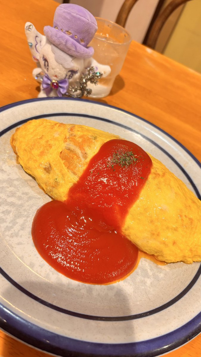 addamsme's tweet photo. 宙公演中ムラのオムライス巡り
セルカのパスタのオムライスが一等好みでした！ https://t.co/W5yt1dzZ8t