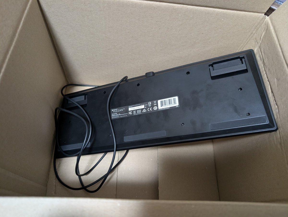 メルカリで試しに安いの買って気に入ったら新品買おうと思って購入し