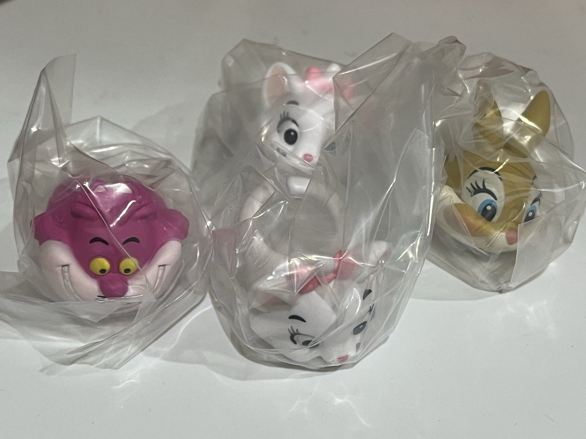 naka_reply's tweet photo. 【交換】
ディズニーキャラクター
ファッションリング

譲：マリー×2、チェシャ猫、ミスバニー
求：チップ、デール、クラリス

郵送交換🆗
7月9日、舞浜手渡し可
他、押上近辺で応相談
お気軽にお声がけください。 https://t.co/QDSAT2mZhf