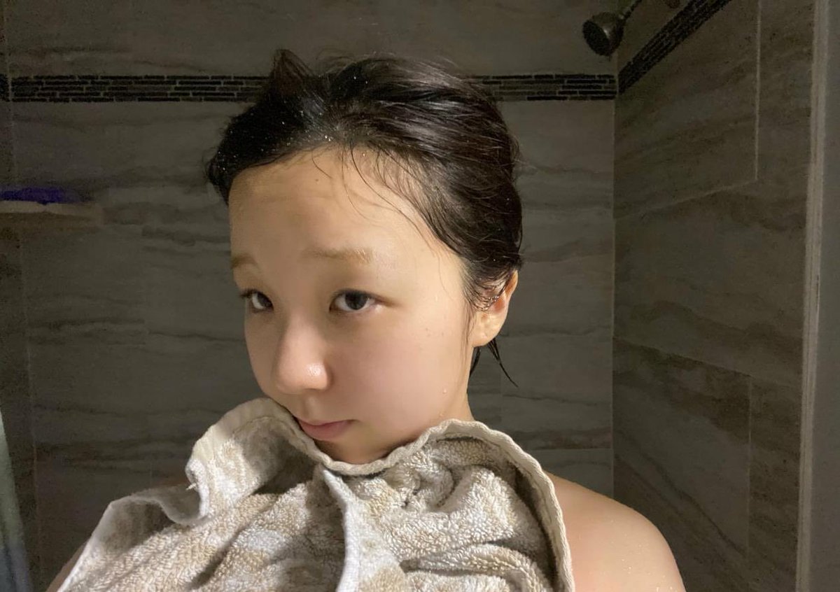xiaoshan_6's tweet photo. 不要举报我啦！！重新玩的第三个号了！！

有礼貌的小哥哥要交朋友私信我 我发 v
不礼貌的的都是小狗！躲远一点！！ https://t.co/YCwPi1U3iV