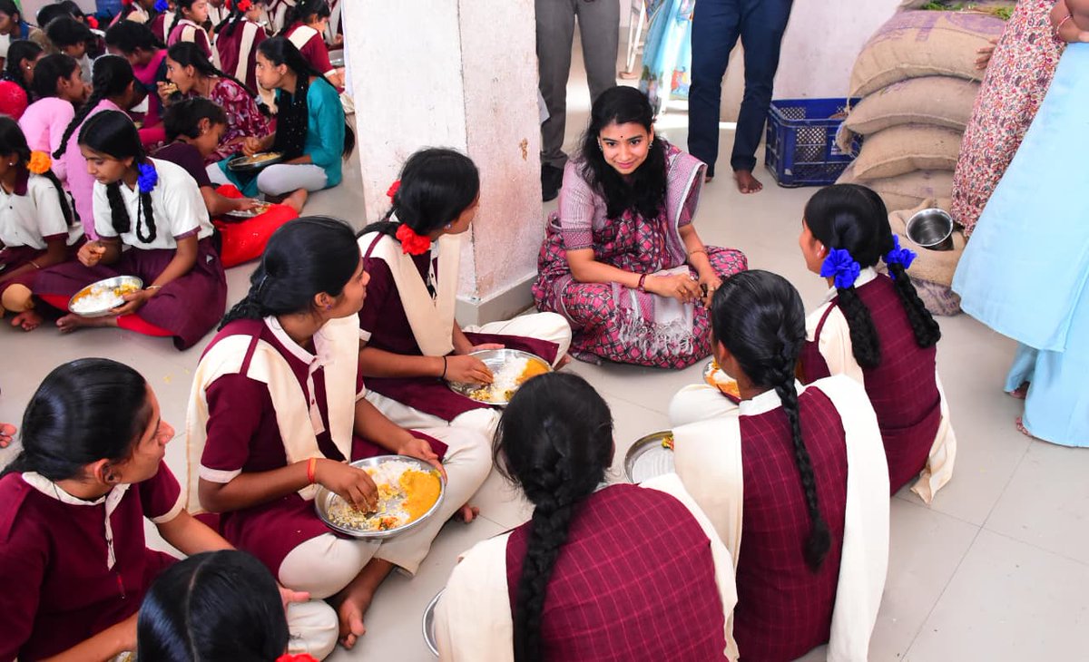 IPRTelangana's tweet photo. The @Collector_RSL @Garimakagrawal  and @collector_nrpt @chekkapriyanka  set an inspiring example of people-centric governance by sitting on the floor with schoolchildren and interacting with them in a warm and friendly atmosphere. 

The Collectors shared a meal, listened to the students' experiences, enquired about the quality of education, midday meals, and school facilities, and encouraged them to pursue their dreams with confidence. Their simple gesture reflected humility, accessibility, and the government's commitment to ensuring that every child receives quality education and care. 

The interaction created a memorable experience for the students while reinforcing the importance of compassionate and responsive administration.

@revanth_anumula @TelanganaCS