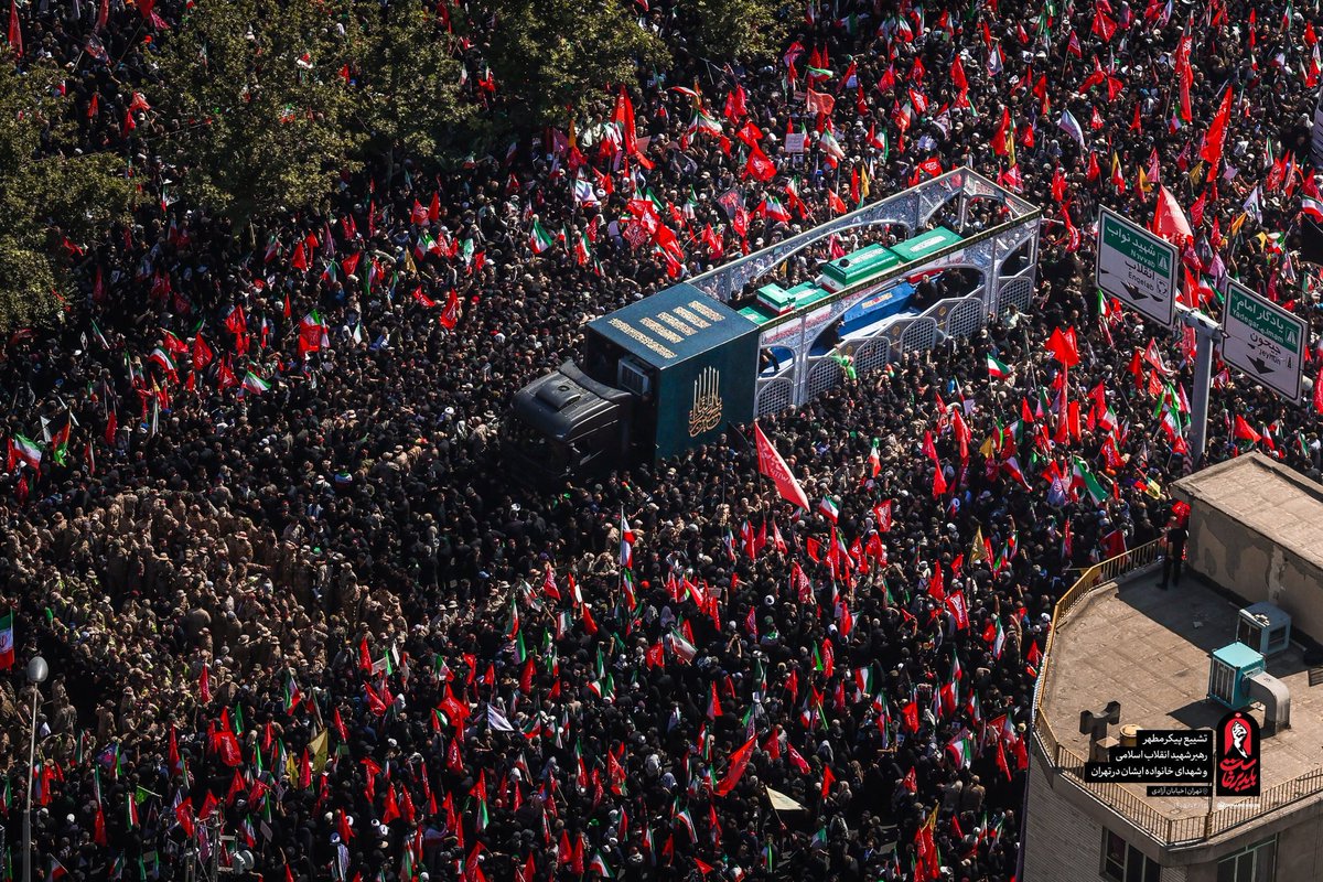 IrnaEnglish's tweet photo. Aerial photos from https://t.co/LmvQfrajM0 reveal the immense turnout in Tehran for Iran's martyred Leader’s funeral procession. https://t.co/d2sKsr3MEy