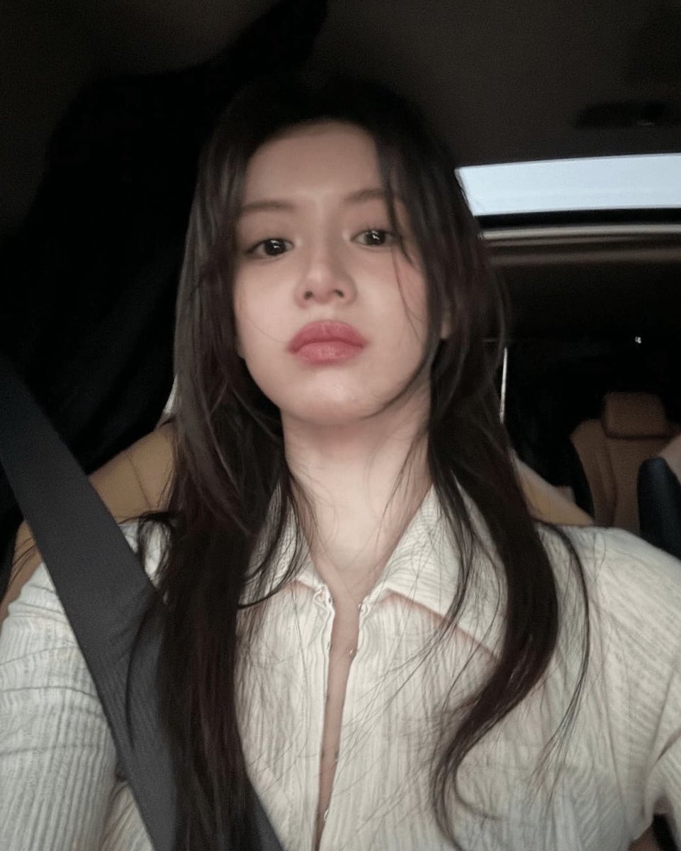go younjung tweet media