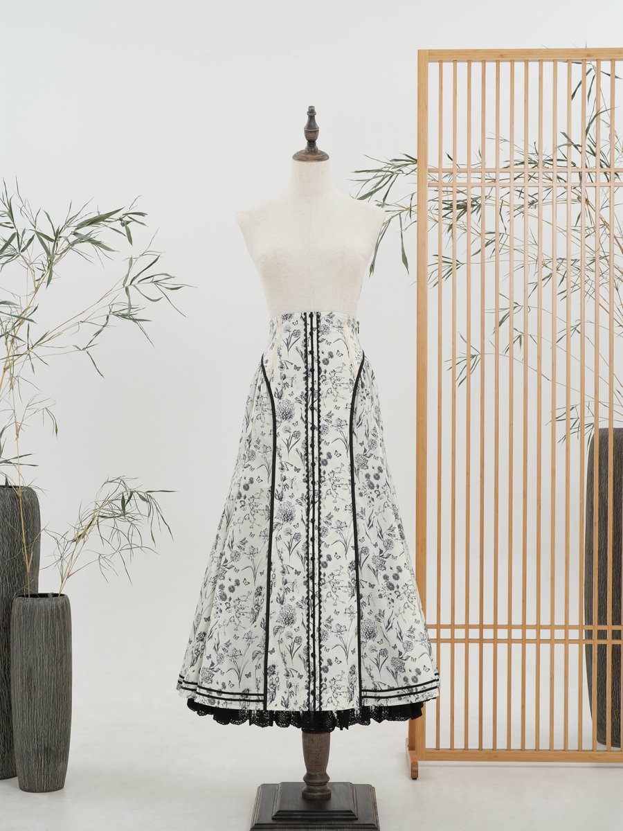 🌟商品紹介🌟 錦花集 ハイウエストスカート 紫陽花や菖蒲など多様な