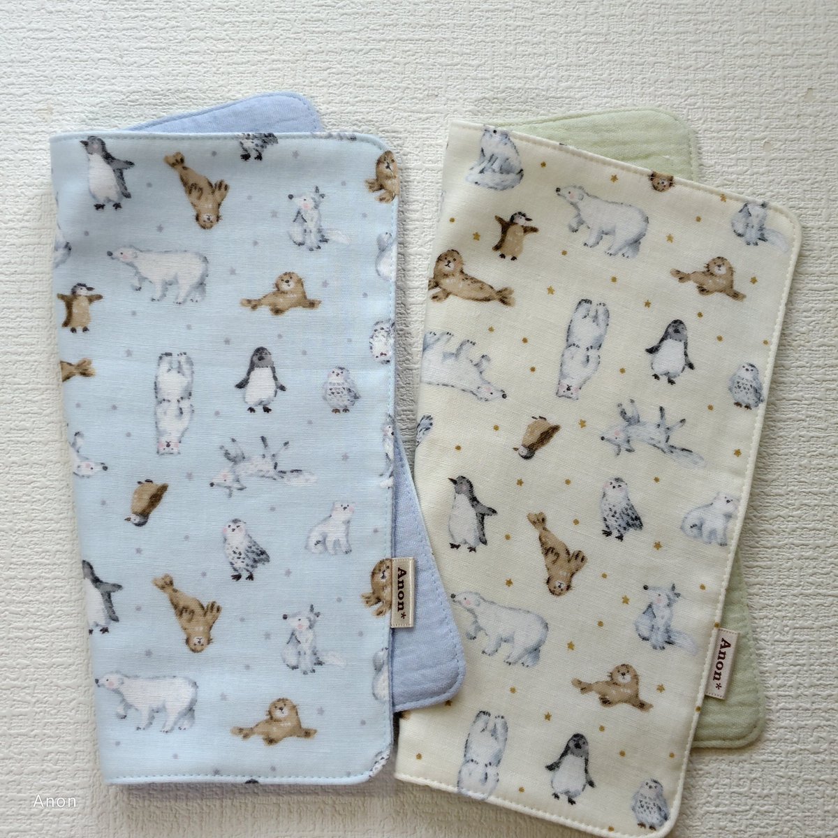 ほっと心が和む6重ガーゼハンカチです☺️ お肌に優しいガーゼで汗を