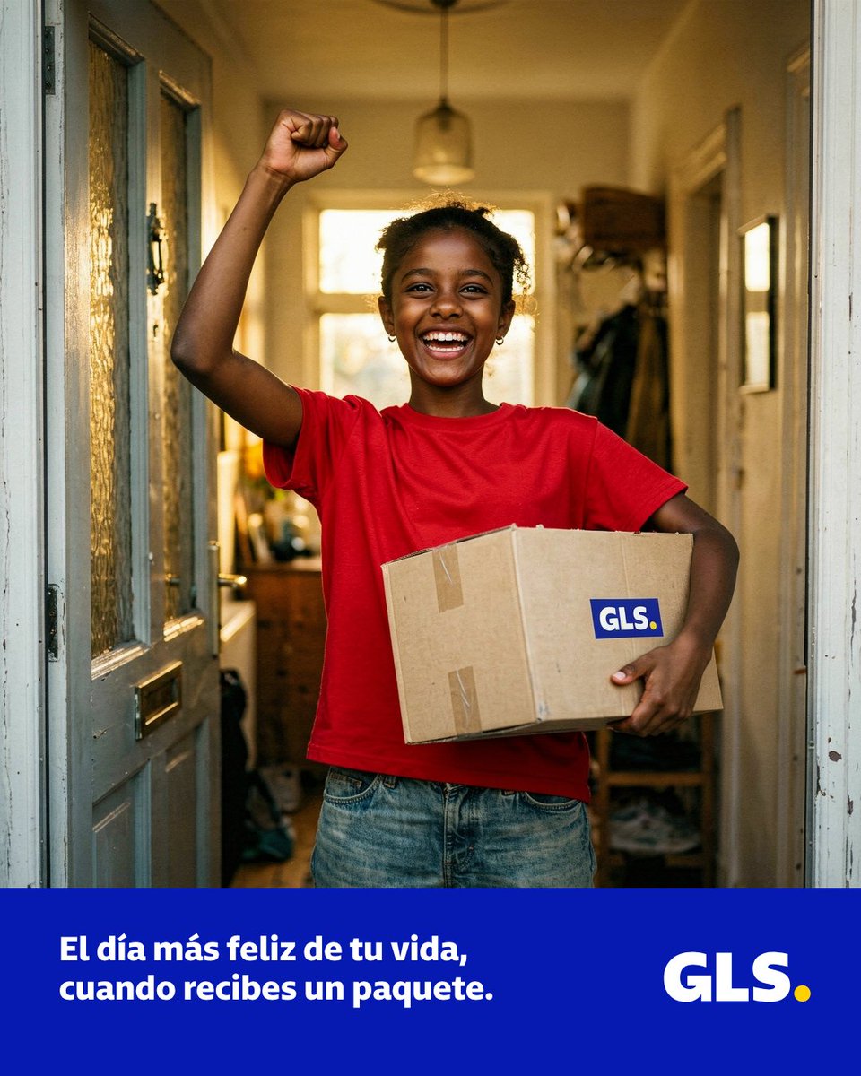 GLS_Spain's tweet photo. Tu sonrisa al ver el paquete que estabas esperando🥰📦 Las cosas buenas vienen en paquetes GLS.
#MyGLS #GLSSpain https://t.co/WGVm2dBW9S