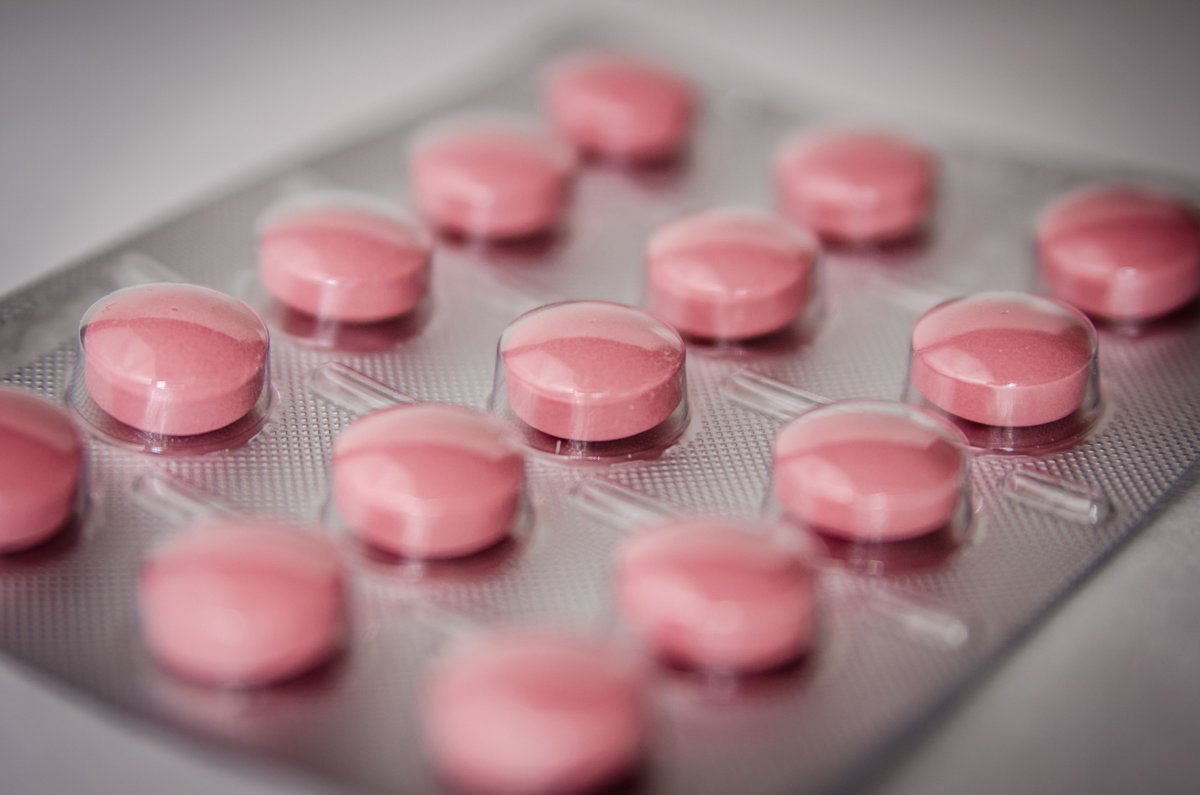 santcliment's tweet photo. 💊Vols ajudar a construir una política del medicament més propera i útil per a tothom?

👉La Generalitat convida a respondre el qüestionari del procés participatiu del Pla integral de la política del medicament. El temps aproximat de la resposta és entre 5 i 10 minuts. 

(+) https://t.co/Chku0vMWnf