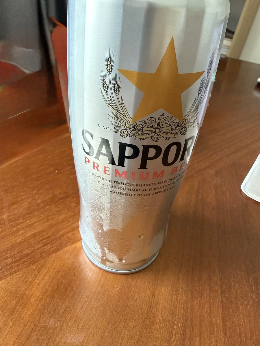 TradeQC's tweet photo. 依旧每日一罐 SAPPORO

不和你们在X上泡着了

老婆给搞了水果🥝🍊🍒🍎

还有哪样水果没有写出来，我看看有没有老吃家 https://t.co/mgYJvpOMyp